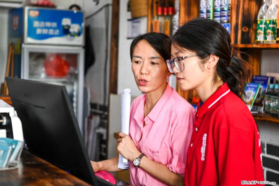 全网追的“扁担女孩”，找了一份暑假工，时薪12元 - 柳州生活资讯 - 柳州28生活网 liuzhou.28life.com